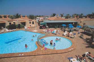 Castillo Playa Bungalows 3