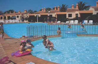 Castillo Playa Bungalows 4