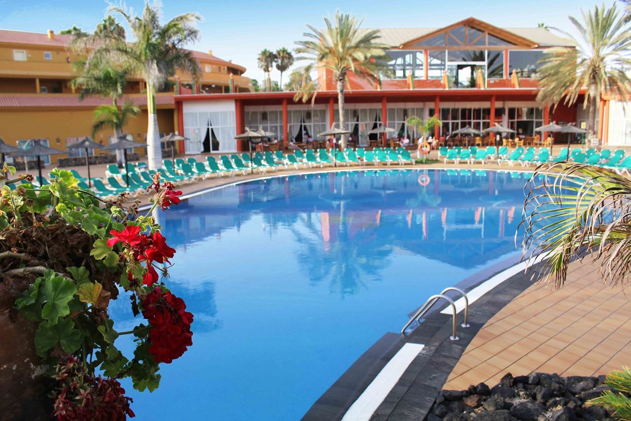 Oasis Village Hotel Afbeelding