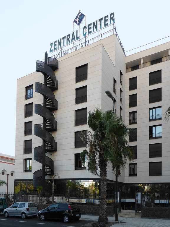 Zentral Center 8