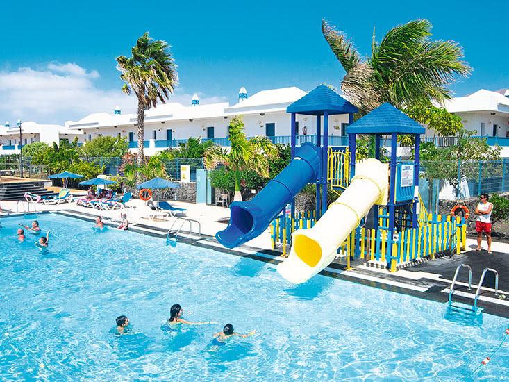 THB Sun Tropical Island Resort 10